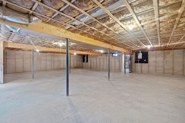 Basement Floor Installation in San Clemente